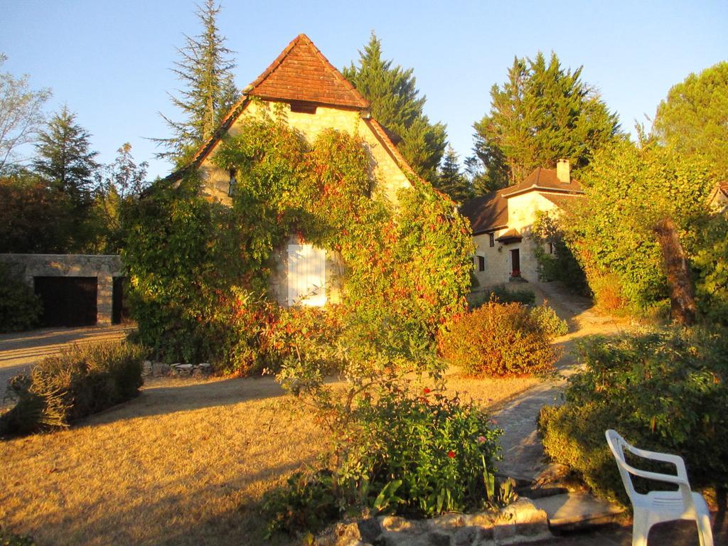 Gîtes Coeur de Lot Soucirac Extérieur photo